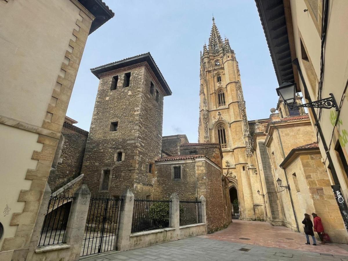 Precioso y confortable piso en el Casco Histórico Apartamento Oviedo Exterior foto